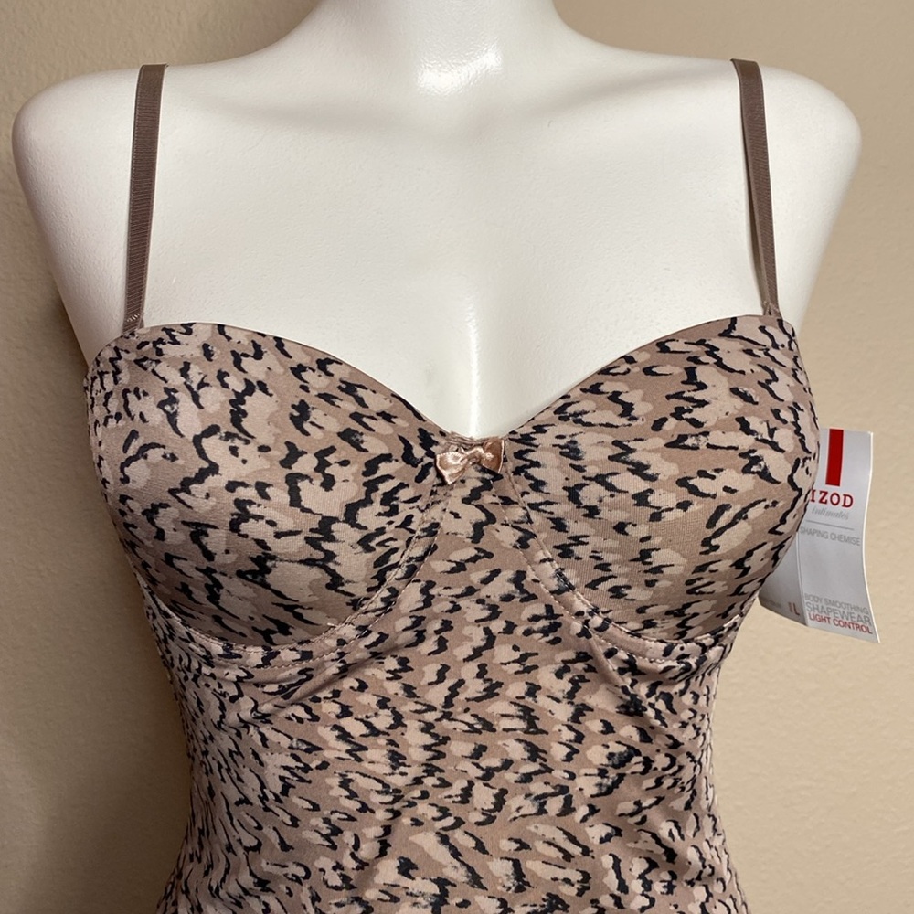 IZOD Lace Trimmed Neo leopard print shape wear Slip Dress M